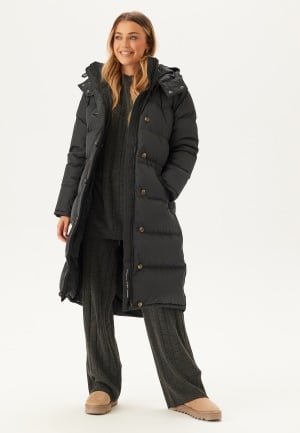 Se Boomerang Alexandra Long Down Jacket Black S ved Bubbleroom
