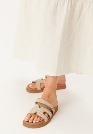Steve Madden Missile Sandal Nat Raffia 37