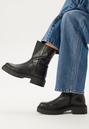 BUBBLEROOM Leather Chelsea Boots Black 40