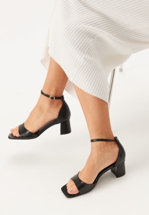 BUBBLEROOM Low Heel Sandal  Black 41