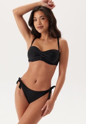 BUBBLEROOM Twisted Bikini Top Black 80B