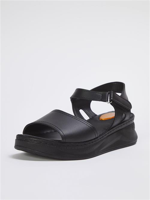 Trendyol Sandaler  sort