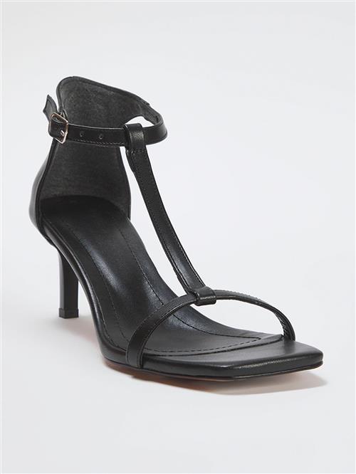 Trendyol Sandaler med rem  sort