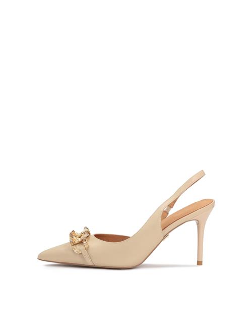 Se Kazar Slingpumps  beige / guld / sølv ved About You