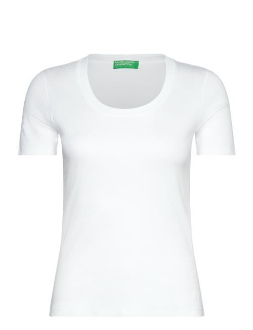 Se T-Shirt United Colors Of Benetton White ved Booztlet