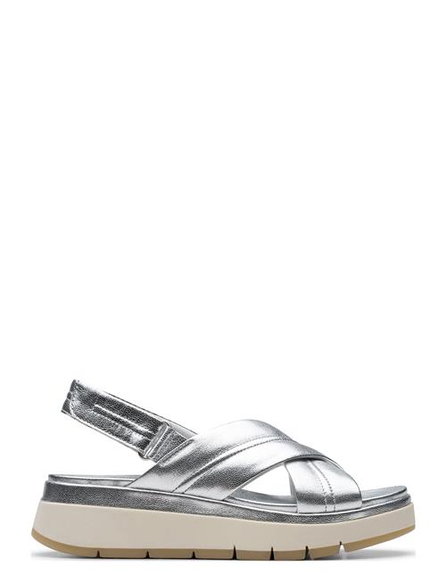 Tuscan Cross D Clarks Silver