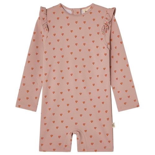 Buddy & Hope Estrid UV-dragt Apricot Hearts | Lyserød | 62/68 cm