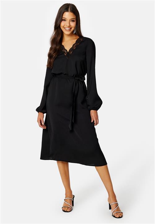 BUBBLEROOM Vallie midi lace dress
