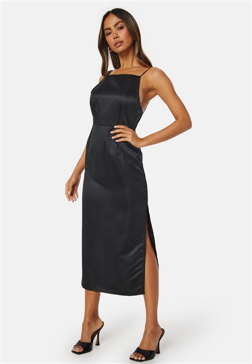Bubbleroom Occasion Ortiza Satin Dress