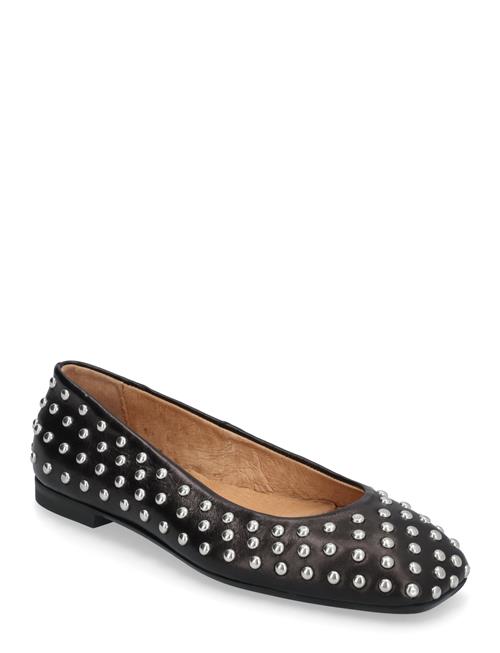 Katie Studs Pavement Black