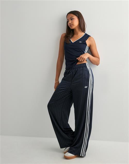 Se Adidas Originals - Blå - Pants ved Nelly