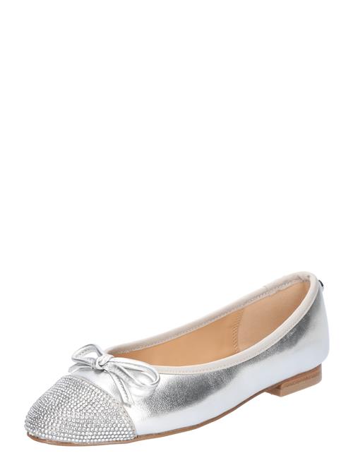 Se STEVE MADDEN Ballerinasko 'Ellison'  sølv ved About You