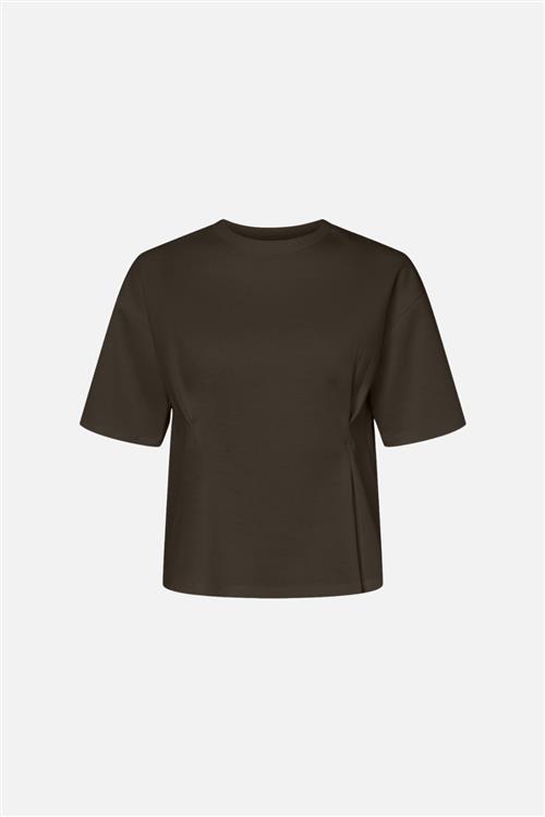 Skylar O-Neck Fitted Tee - Delicioso - PIECES