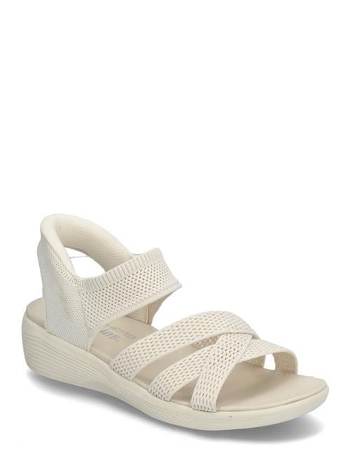 Women Arya Skechers Cream