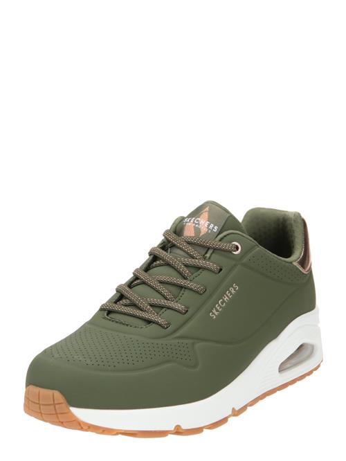 Se SKECHERS Sneaker low 'Uno'  bronze / khaki ved About You