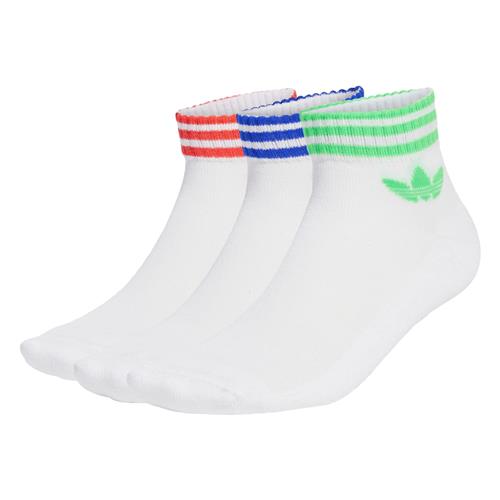 Se ADIDAS ORIGINALS Sokker '3-Stripes Ankle 3 Pairs'  blå / lysegrøn / rød / hvid ved About You