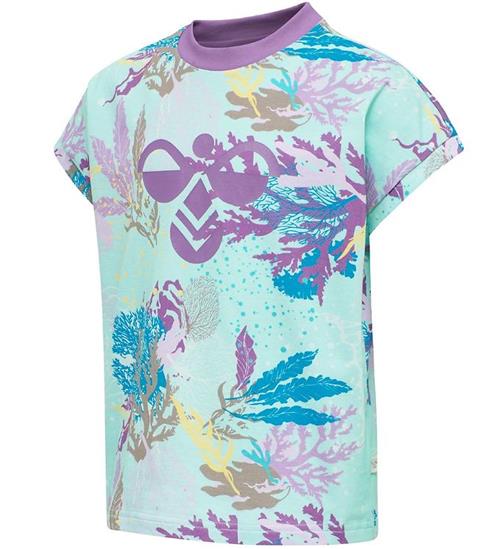 Se Hummel T-shirt - hmlSea - Lilla m. Mønster ved KidsWorld