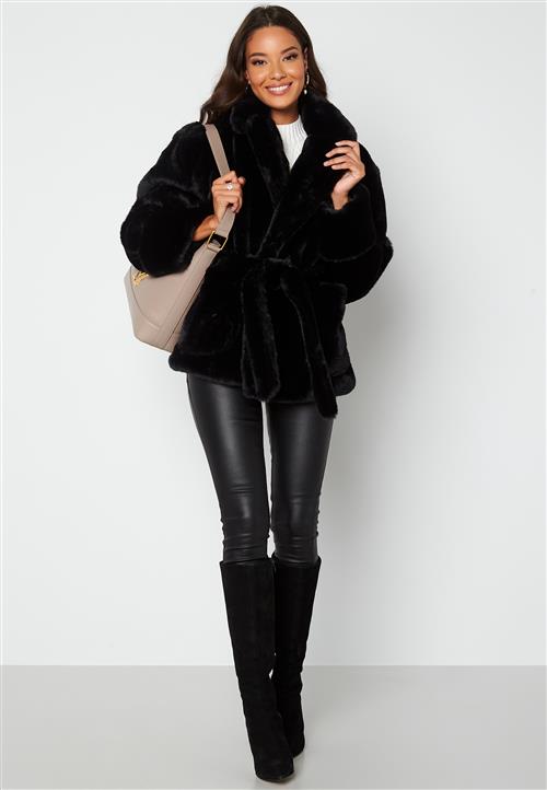 BUBBLEROOM Vadah Faux Fur Jacket
