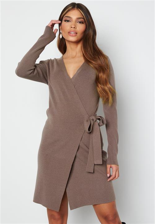BUBBLEROOM Odelia knitted wrap dress