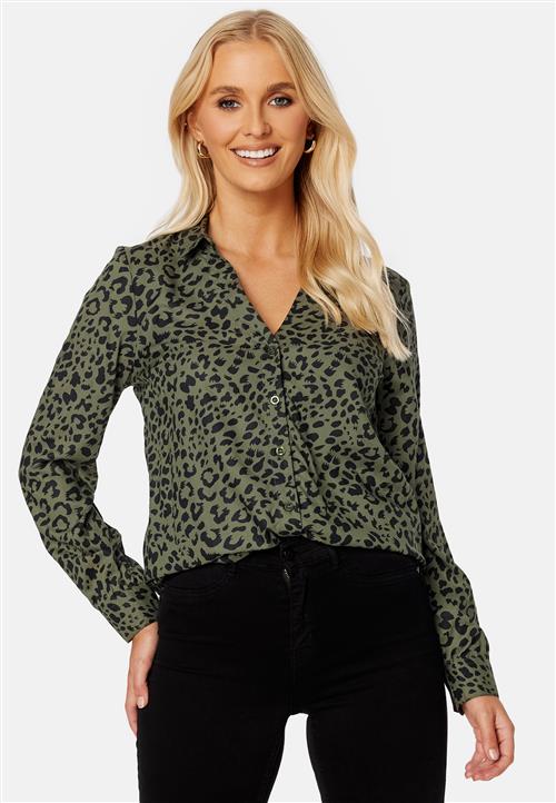 Happy Holly Iris shirt