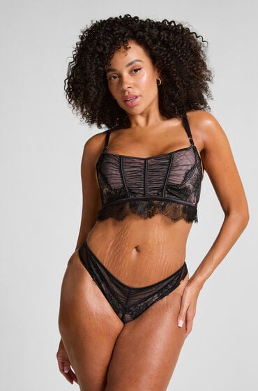 Hunkemöller Cynthia brasiliansk trusse med høj benudskæring Sort