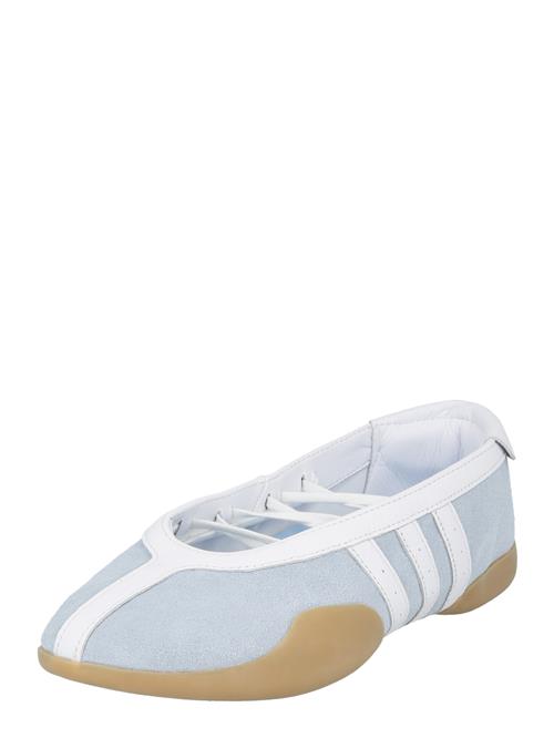 ADIDAS ORIGINALS Ballerinasko med rem 'TAEKWONDO MEI'  lyseblå / hvid