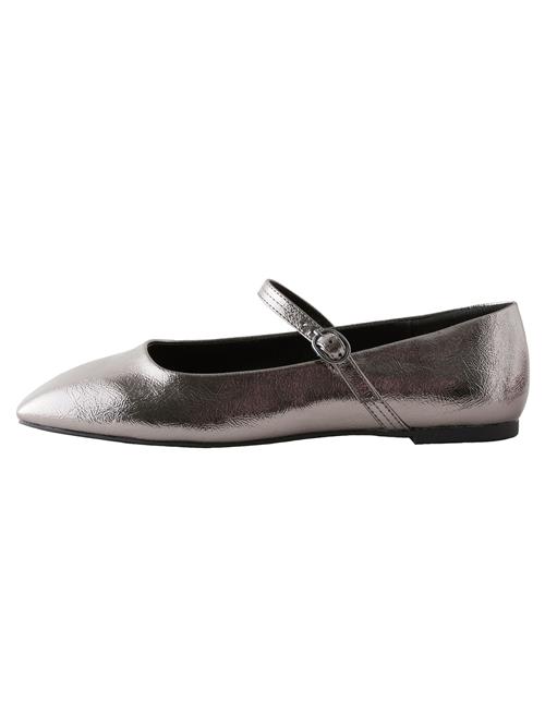Next Ballerinasko med rem  sølv