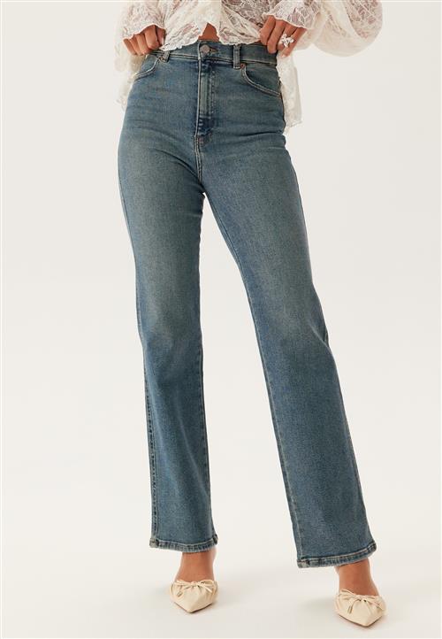 Dr. Denim Moxy Straight