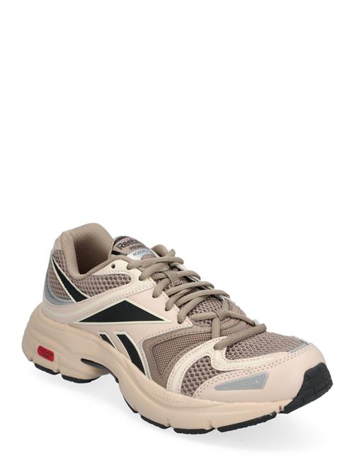 Se Rbk Premier Road Plu Reebok Classics Beige ved Booztlet