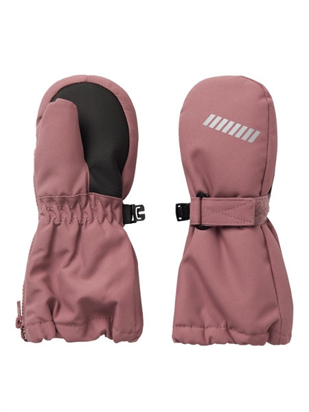 Se NAME IT Vinter Luffer SNOW10 Grape Shake hos SmartKidz