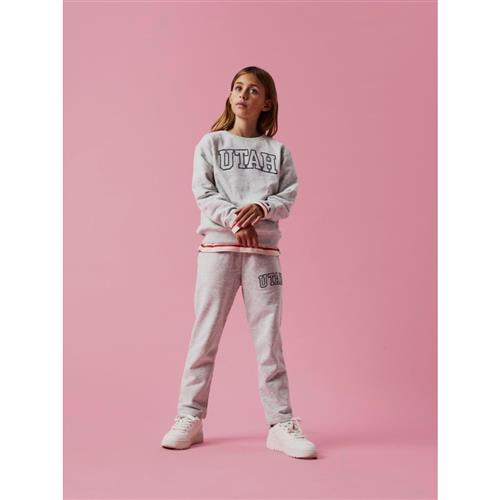 Se NAME IT Sweatpants Taloy Light Grey Melange hos SmartKidz