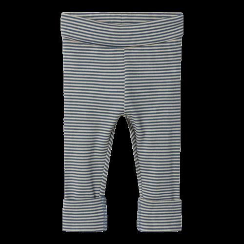 Se NAME IT Rib Leggings Berro China Blue hos SmartKidz