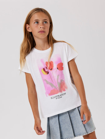Se NAME IT Magisk T-shirt Fabiala Bright White hos SmartKidz