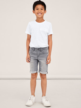 Se NAME IT Slim Denim Shorts Silas Medium Grey hos SmartKidz