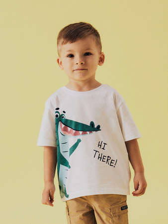 Se NAME IT T-shirt Helge Lucent White hos SmartKidz