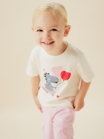 Se NAME IT T-shirt Katinka Coconut Milk hos SmartKidz