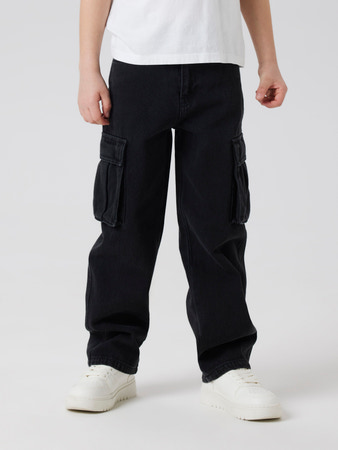 Se NAME IT Cargo Jeans Ryan Black Denim hos SmartKidz