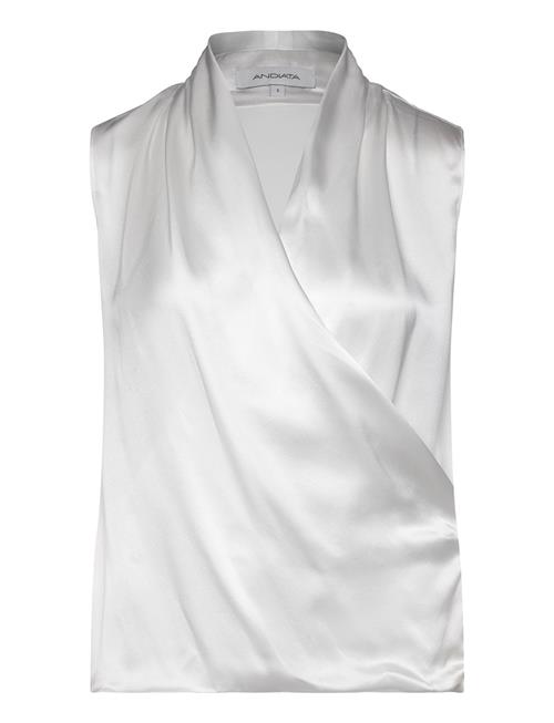 Se Elous Top Andiata White ved Booztlet