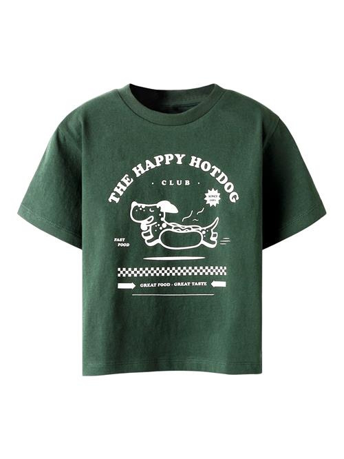 Se NAME IT T-Shirt Kieran Deep Forest hos SmartKidz