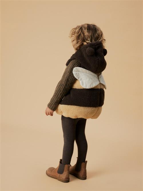 Se LIL ATELIER Humlebi Kostume Kajo Taos Taupe hos SmartKidz