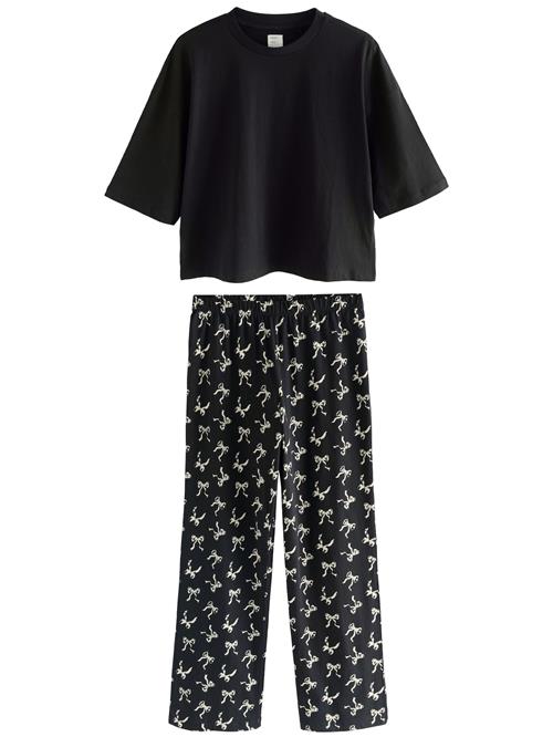 Next Pyjamas  sort / hvid