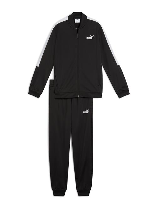Se PUMA Joggingdragt  sort / hvid ved About You