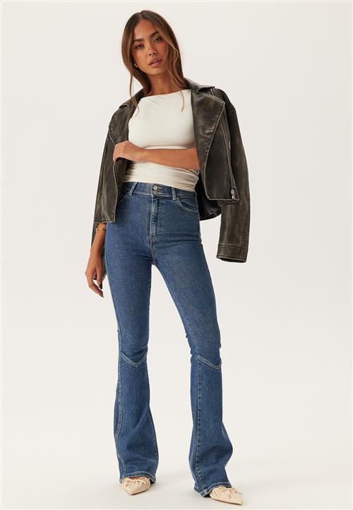 Dr. Denim Moxy Flare V Cut