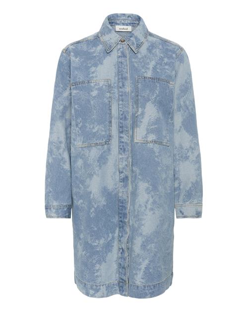 SOAKED IN LUXURY Blusekjole 'SLAltea'  blue denim / lyseblå