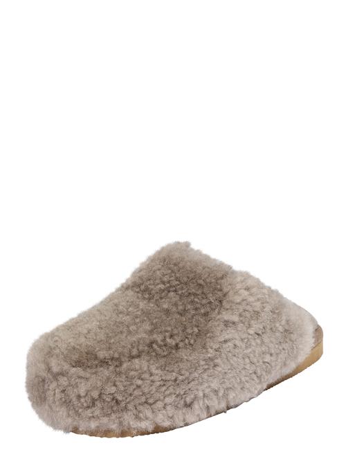 Se SHEPHERD Hjemmesko 'JENNY'  taupe ved About You