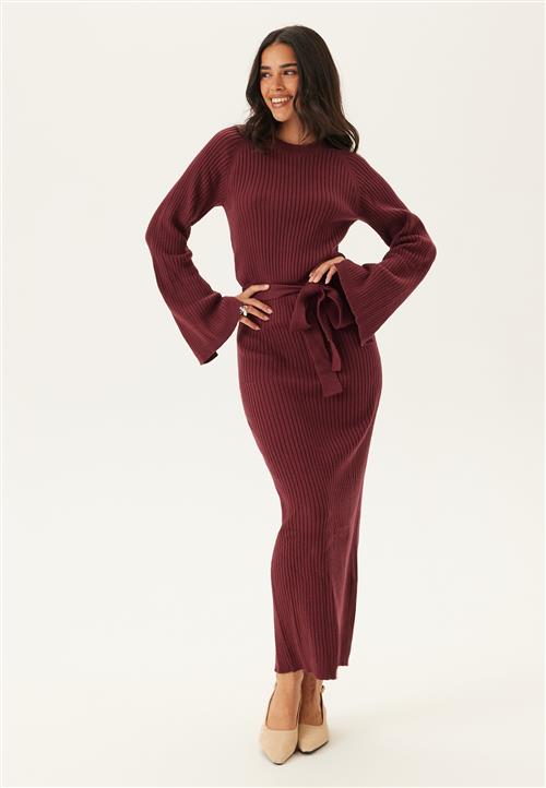 BUBBLEROOM Round Neck Rib Knitted Maxi Dress