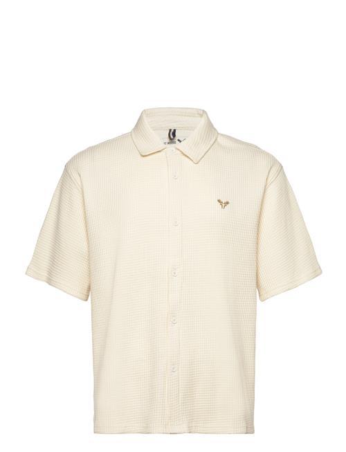 Se Scott S/S Shirt Fat Moose Cream ved Booztlet