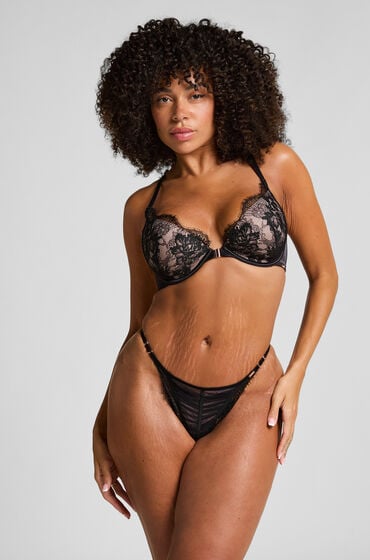 Hunkemöller Cynthia tanga med høj benudskæring Sort