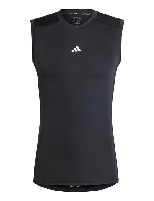 Se Tf C Sl Tee Adidas Performance Black ved Booztlet