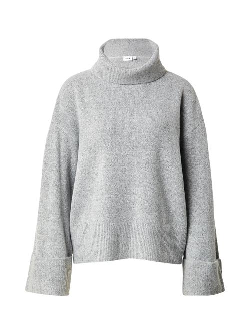 Se VILA Pullover 'VIROLFIE'  grå ved About You